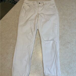 Old Navy Rockstar Mid-rise White Jeans-distressed look-size 2